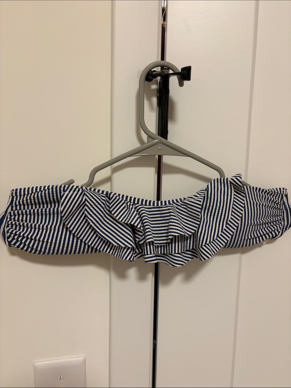 A&F swim top